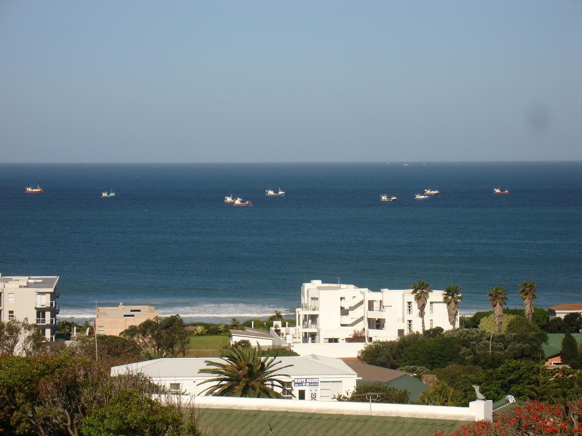 On The Bay Guesthouse Kruisfontein Exterior photo