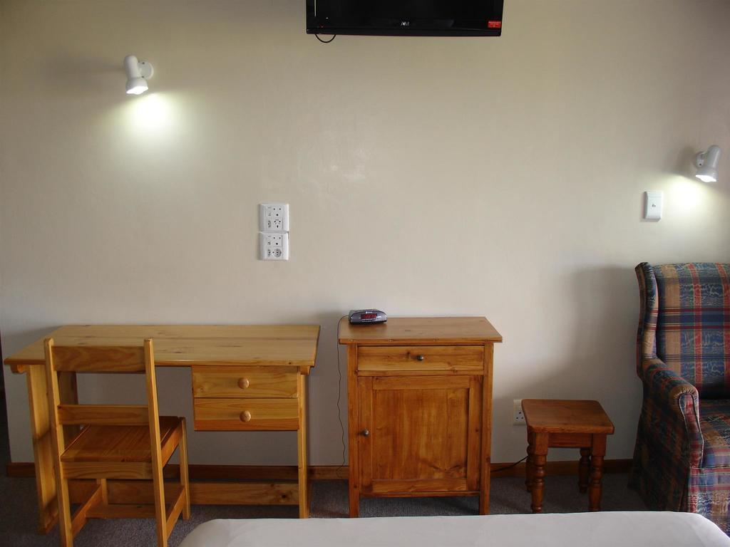 On The Bay Guesthouse Kruisfontein Room photo